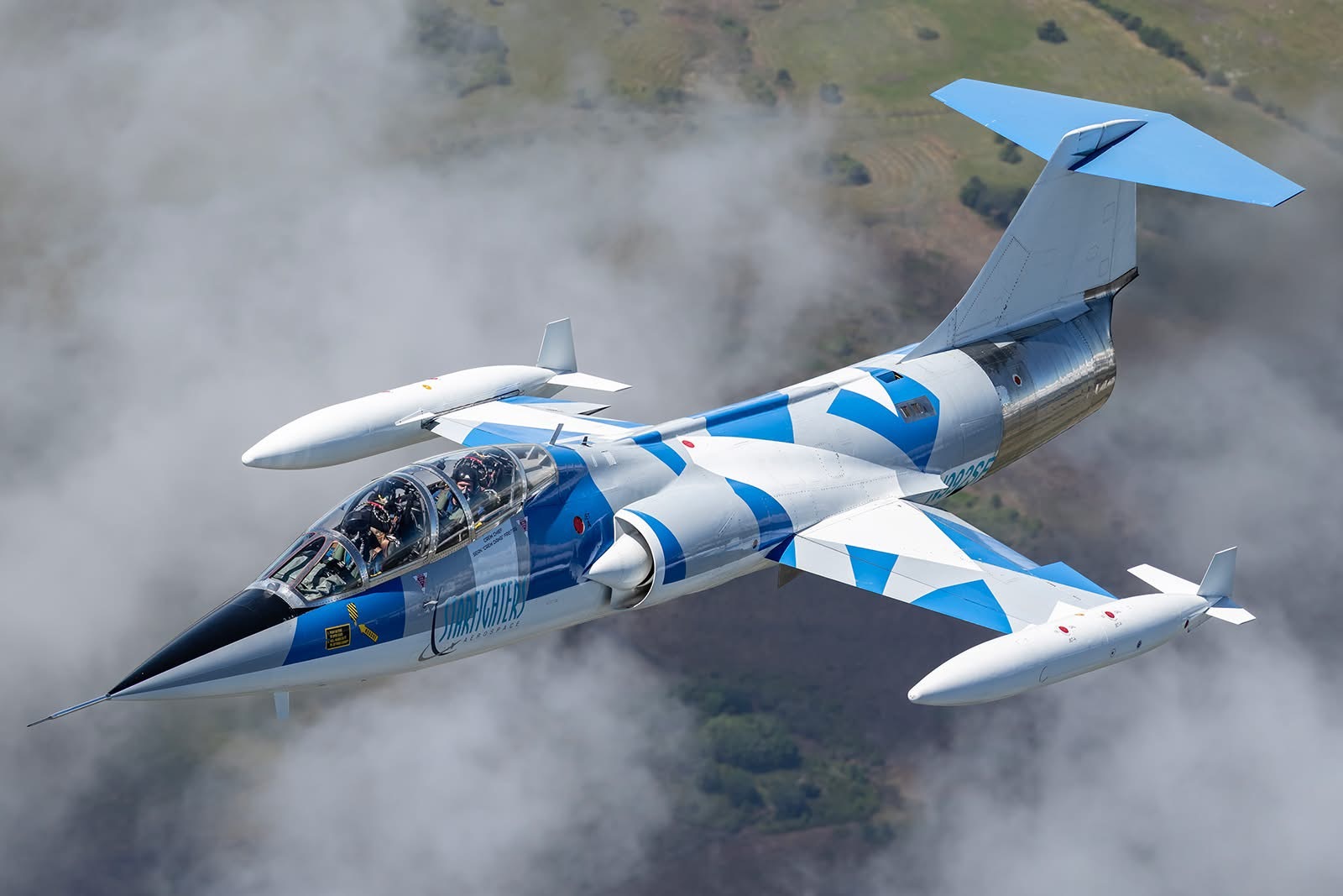 TF104 星战士 空对空摄影Photo credit: Aviation Ph