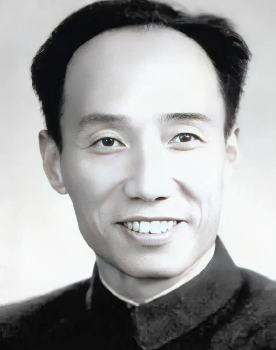 袁振（1917—2003），山东莱州人，1936年入党 。抗战时期任泰西、水东地