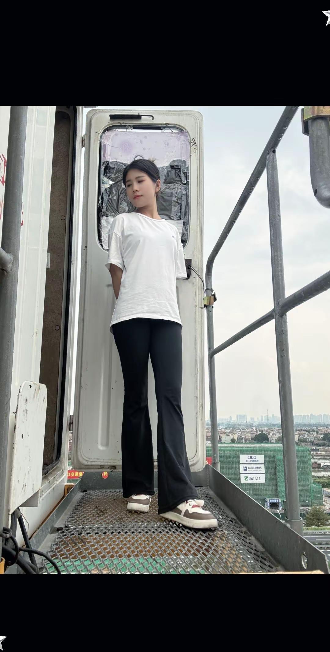 算咯没得人惯时我，应该是我长得没浪个称投，二天国人经优国人咯，幸福的门槛太高，我