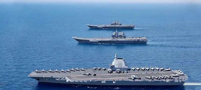 军事专家戴旭最近说了句大实话，极其扎心。咱们航母下水，五代机满天飞，导弹快到没影