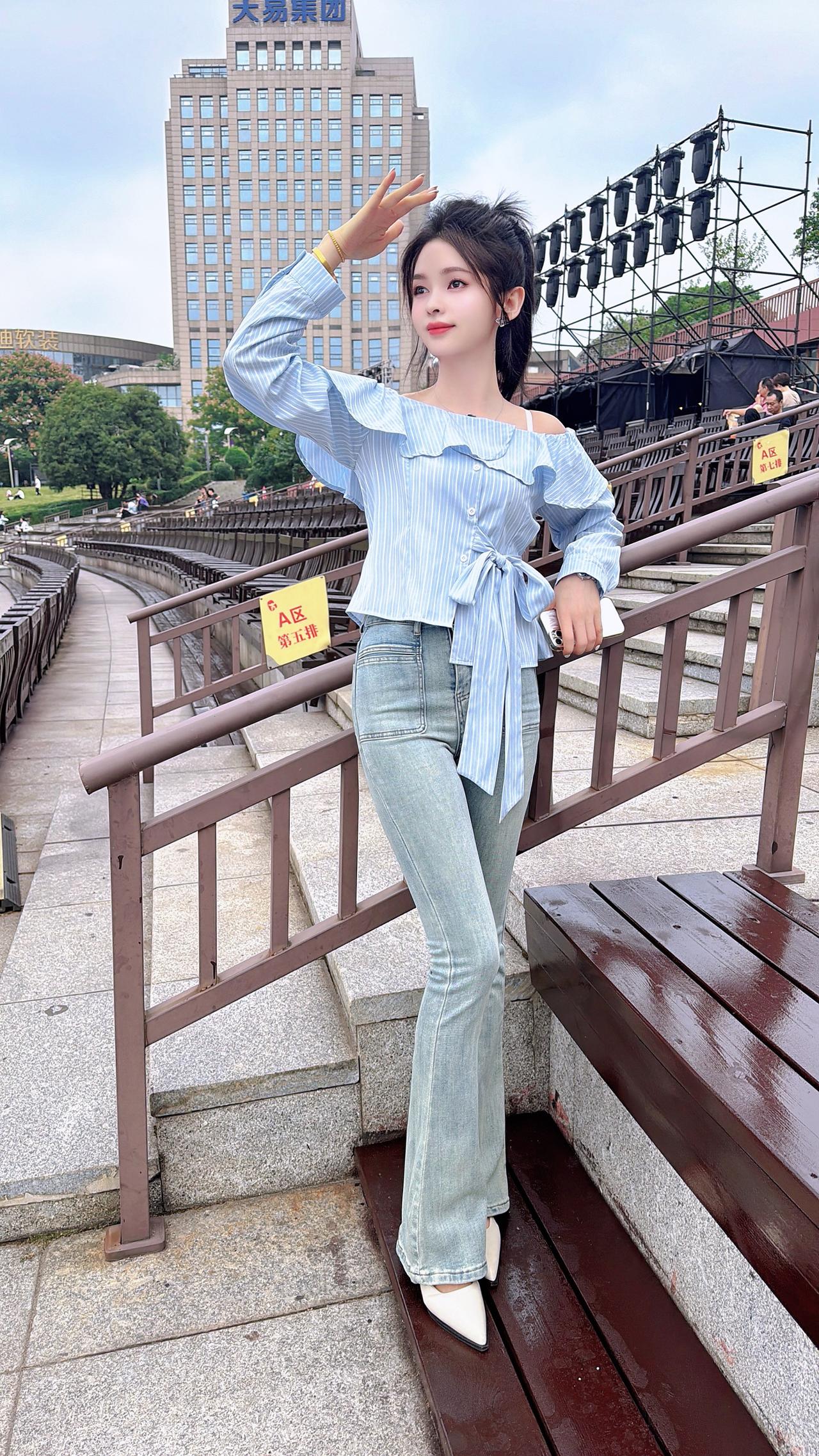 如果遇到不顺心的事，请记住这句话：失之东隅，收之桑榆；它的意思是，你在某处有所失