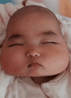 人不是被叫醒的，而是自己痛醒的！
正如有句话所讲：“你永远叫不醒一个装睡的人！”