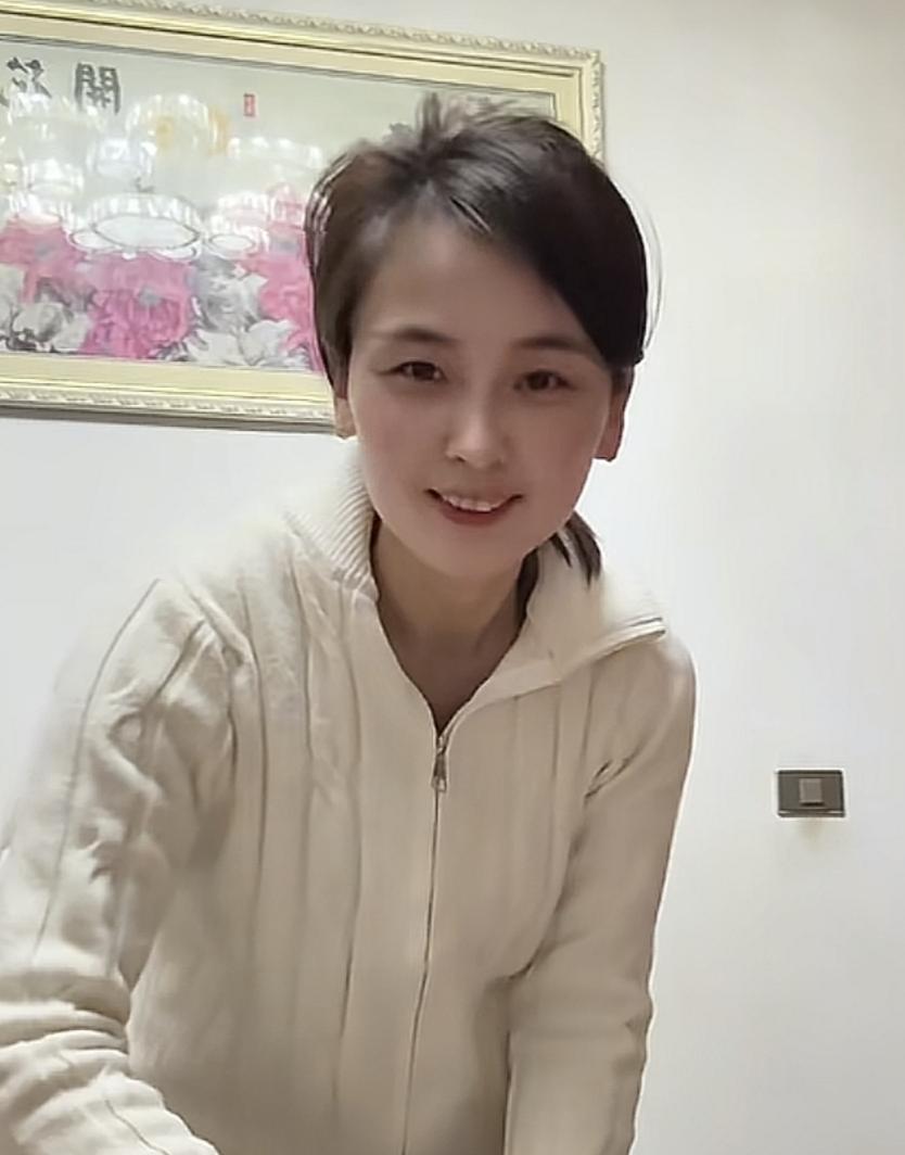 瑾汐速度够快的！
一眨眼功夫就回到了贵州
可以想象到瑾汐在砀山助农结束后她急切的