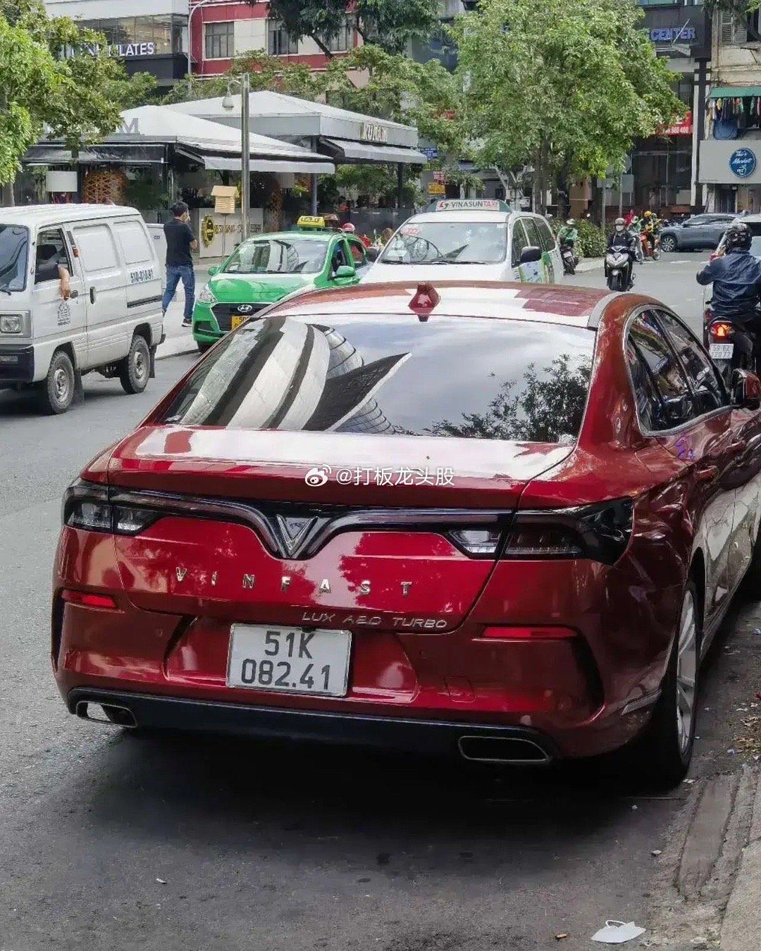 越南“特斯拉”股价暴跌90%，短短不到两个月时间，股价从10美元的发行价想到最高