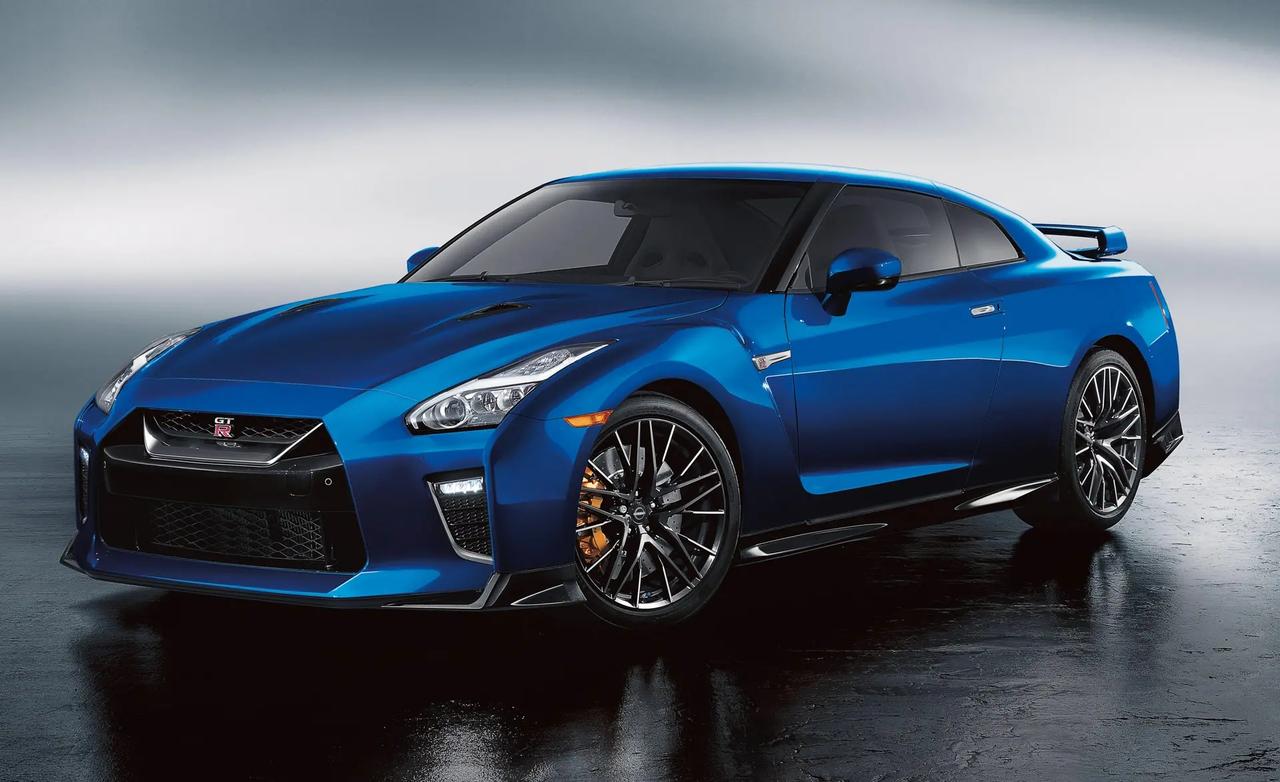 日产GT-R通过国6b排放标准    将通过平行进口方式引入国内


对于众多车
