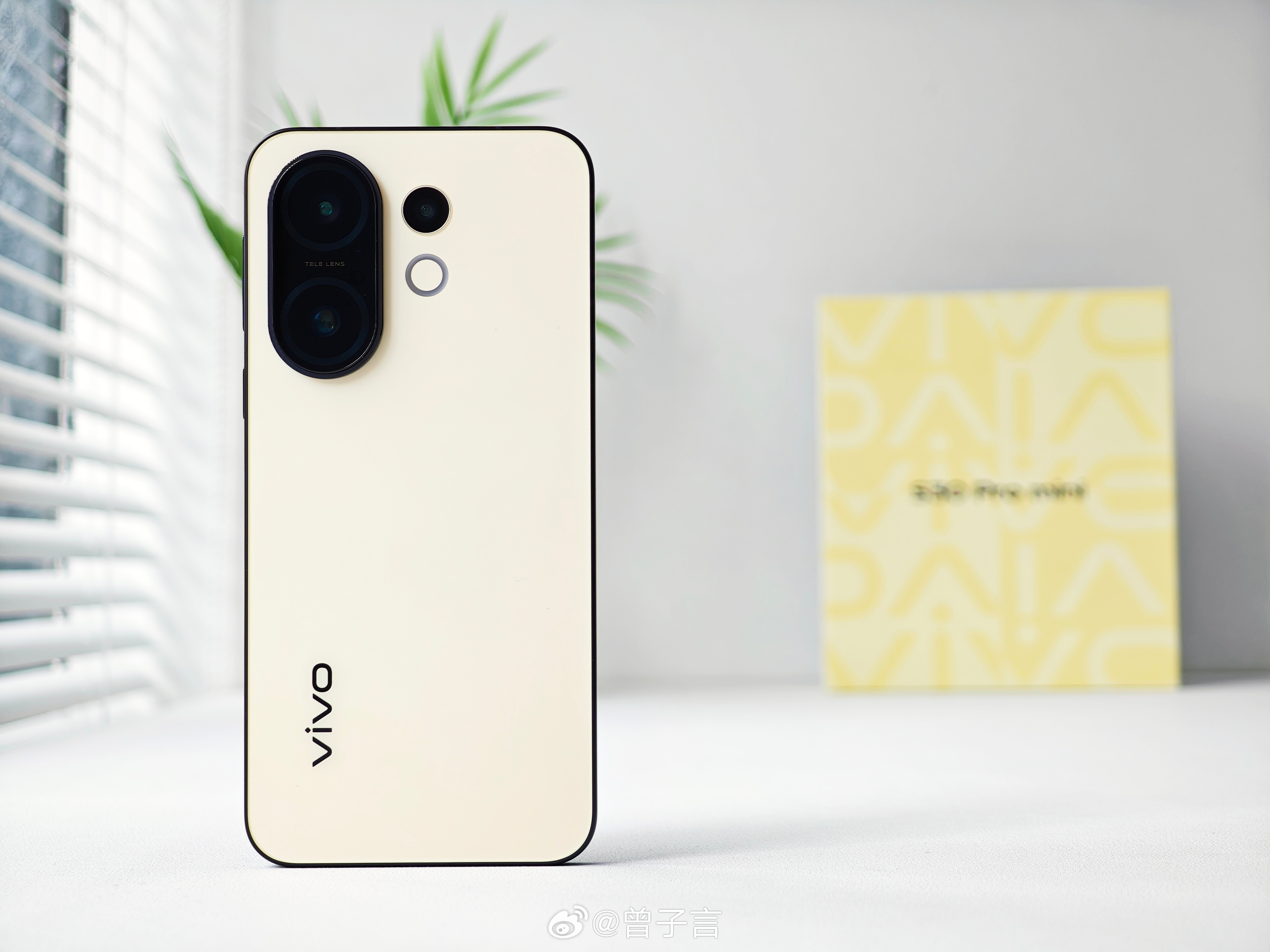 Hello，vivo S30 Pro mini 柠檬黄。下半年入手的第一台手机 