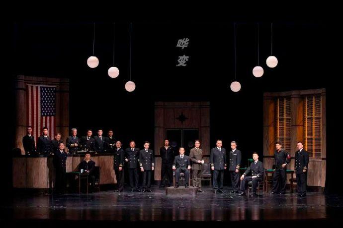 【话剧哗变上演20年将迎百场演出】
近日，北京人艺经典话剧《哗变》再登首都剧场。