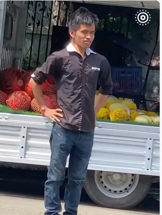 贵州老表金蝉子为啥会那么多人在意他，会对他失踪的事情意难平？
我觉得有三点很重要