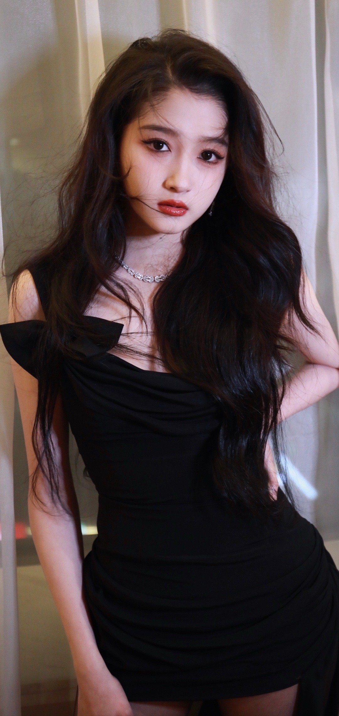 关晓彤[心][心]这黑丝腿也太美了吧真的是让人魂牵梦绕的一双美腿啊 ​​​