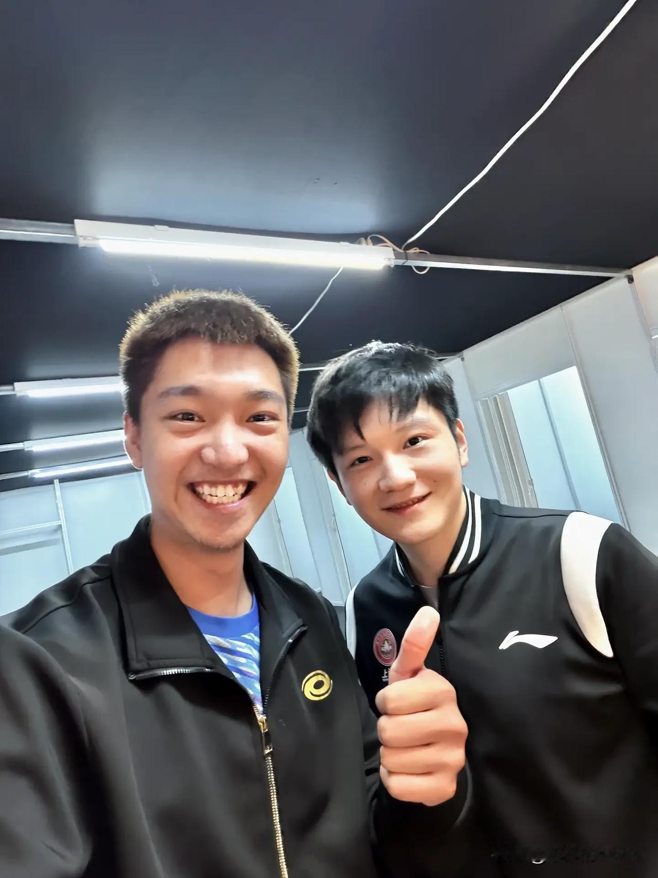 11月18日，乒乓球运动员高杨发文说：“祝贺大哥卫冕全运会男单冠军，也希望你在团