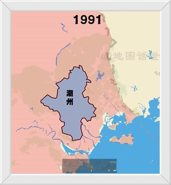 海外有一个潮州。
国内有一个潮州。//@肥家庄:三市合并成潮州府，海内外名称一致