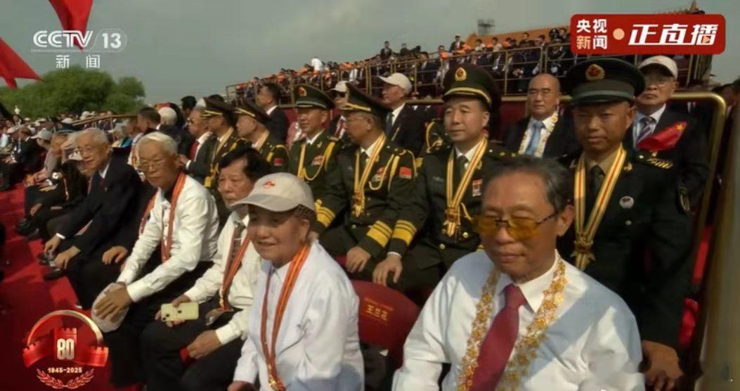 我打开电视就看到了钟老 ​​​