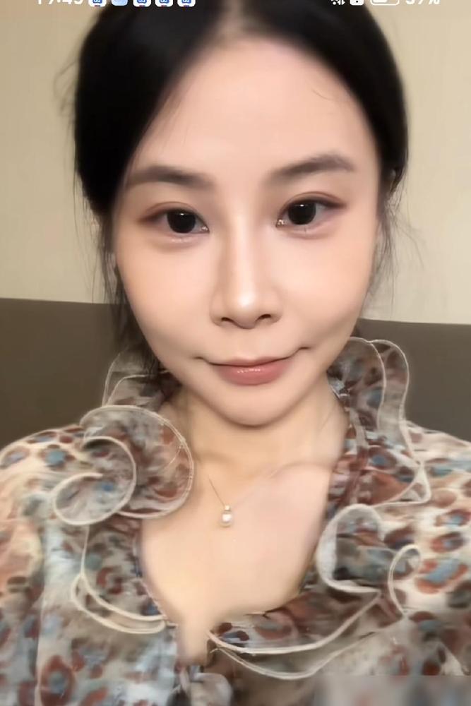 分享几个最新信息！

作为蹲了二八事件好几年的老网友，现在真的对各种模棱两可的情