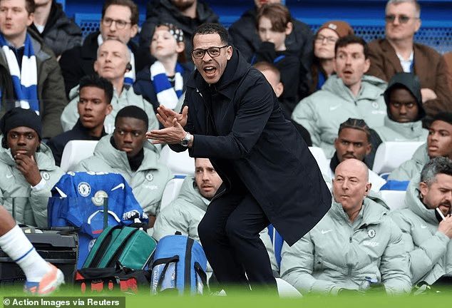 每日邮报著名记者Kieran Gill撰写本周切尔西周报。切尔西的球员虽然年轻，