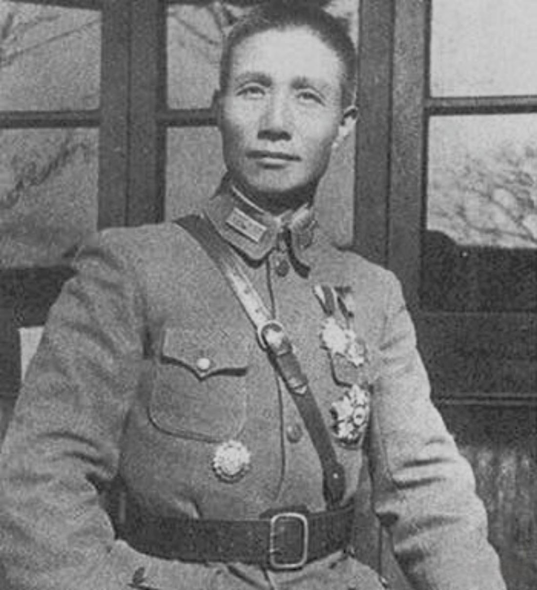 南京保卫战后，三个德械师合编为71军，军长王敬久却因骄狂丢官
 
这三个德械师可