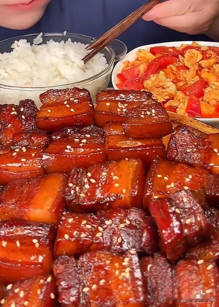 男的，这种肉我能吃两块。