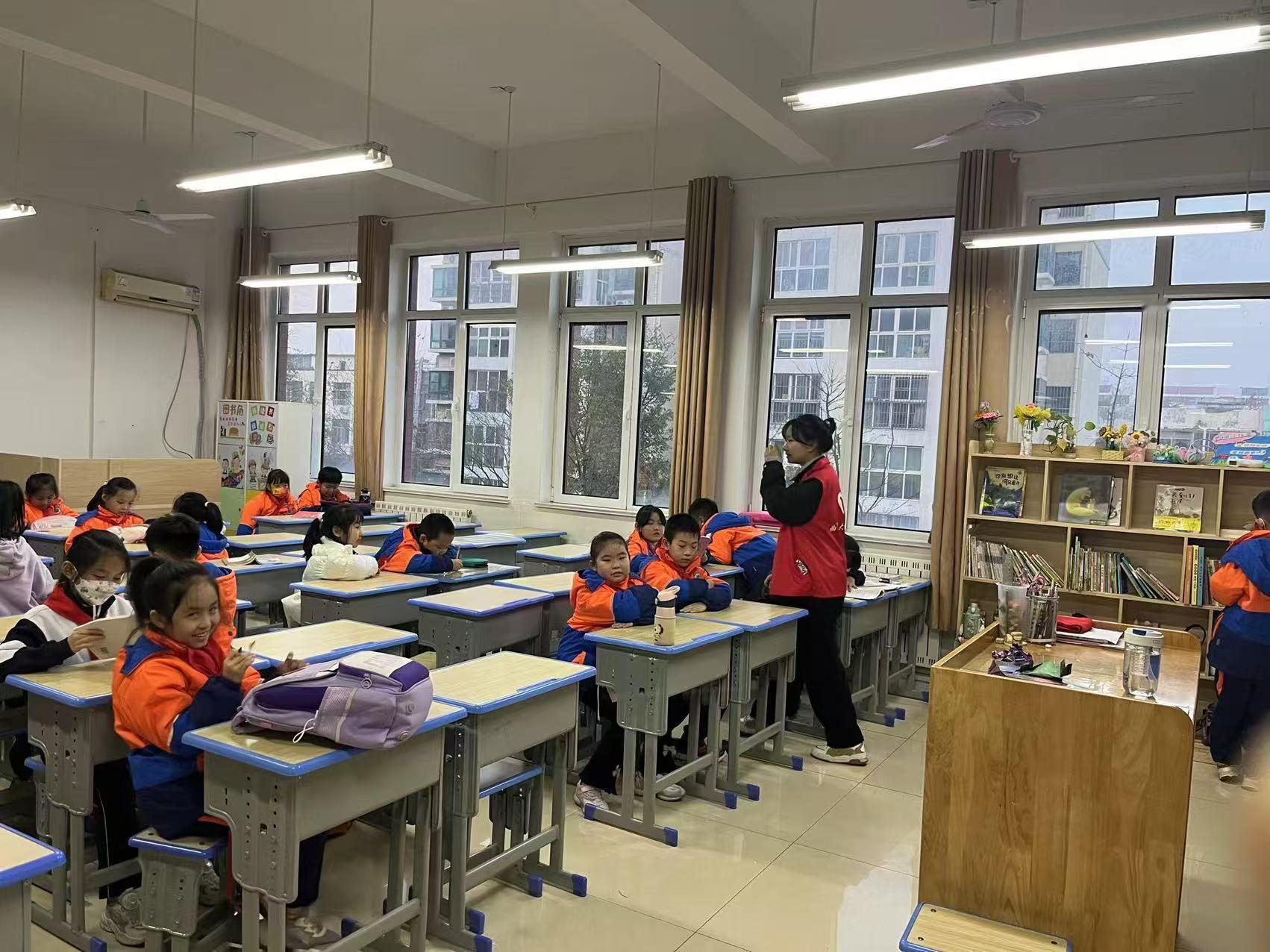 2025年1月，曲阜师范大学政治与公共管理学院“智未来”社会实践队参与由日照共青