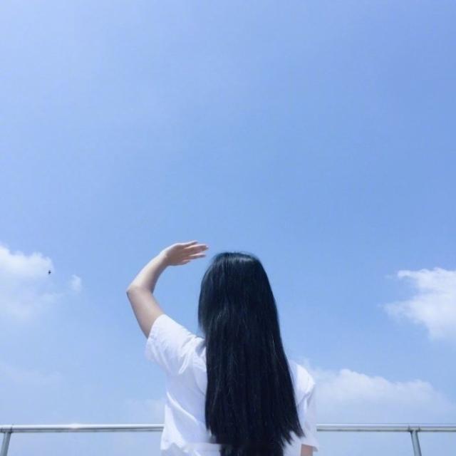 #阳光信用 每日一善#活着就要为自己活着，如果在生命中，只是为他人而活，那么你的