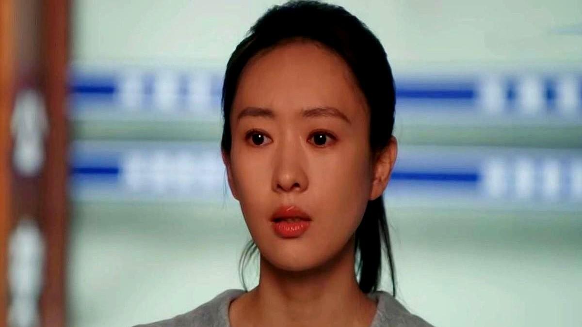 《四喜》最新一集翻车现场有多扎眼大家都看到了。男主刚死，三姐抱着私生子敲冯家大门