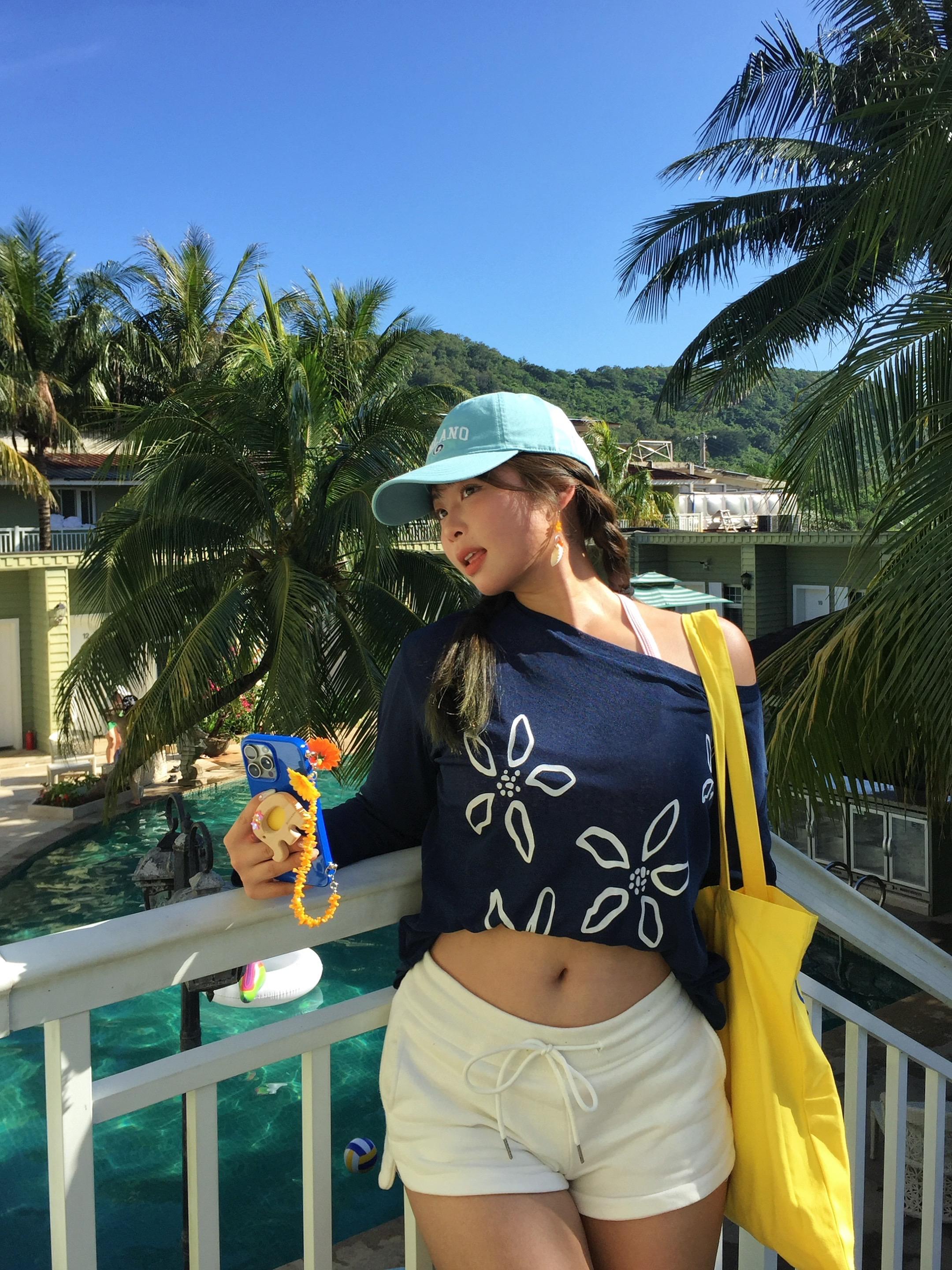 彩色 热烈 夏日 泳池。
