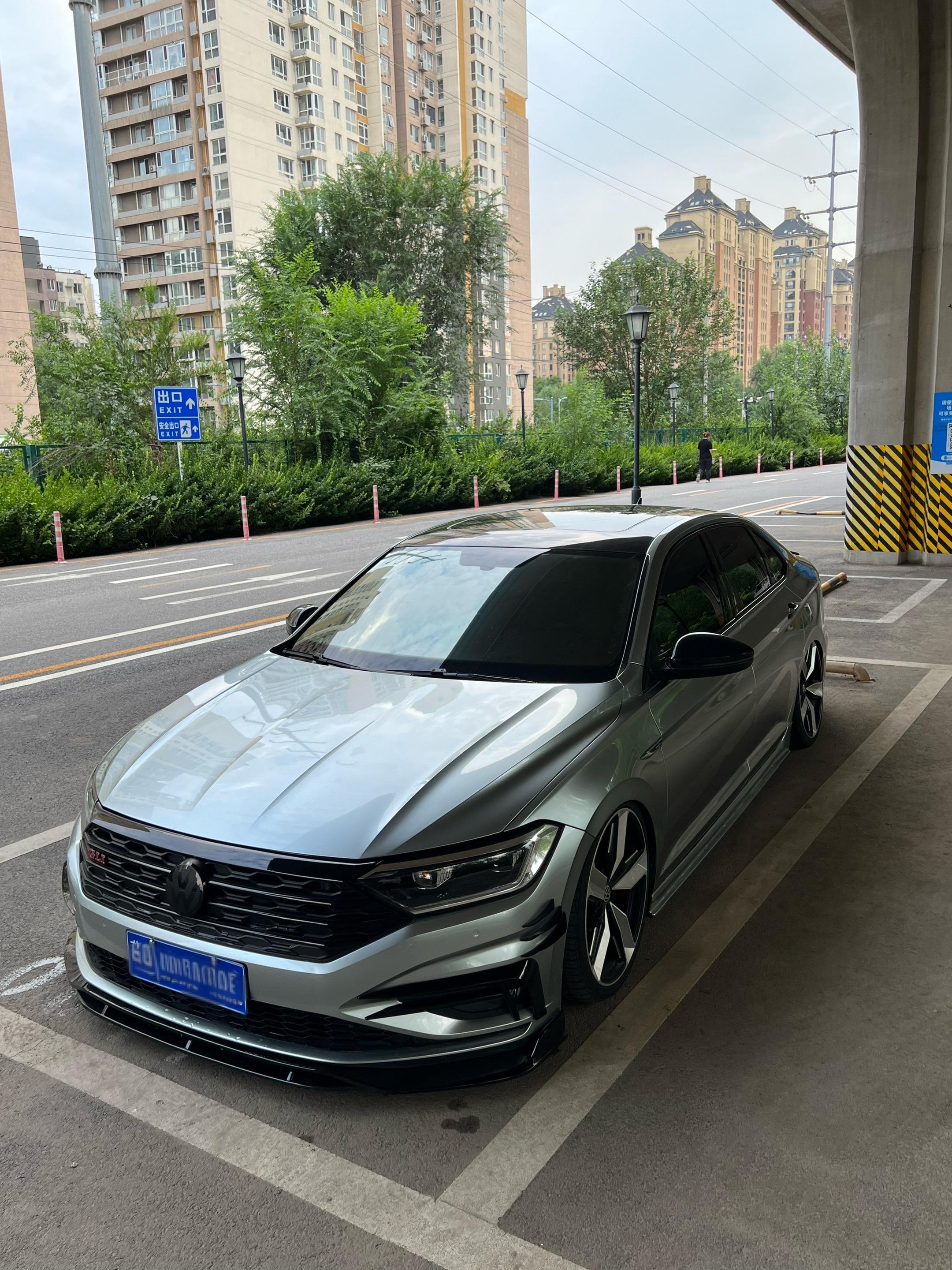 总以为时间过的很慢，可是一转眼又是一年。