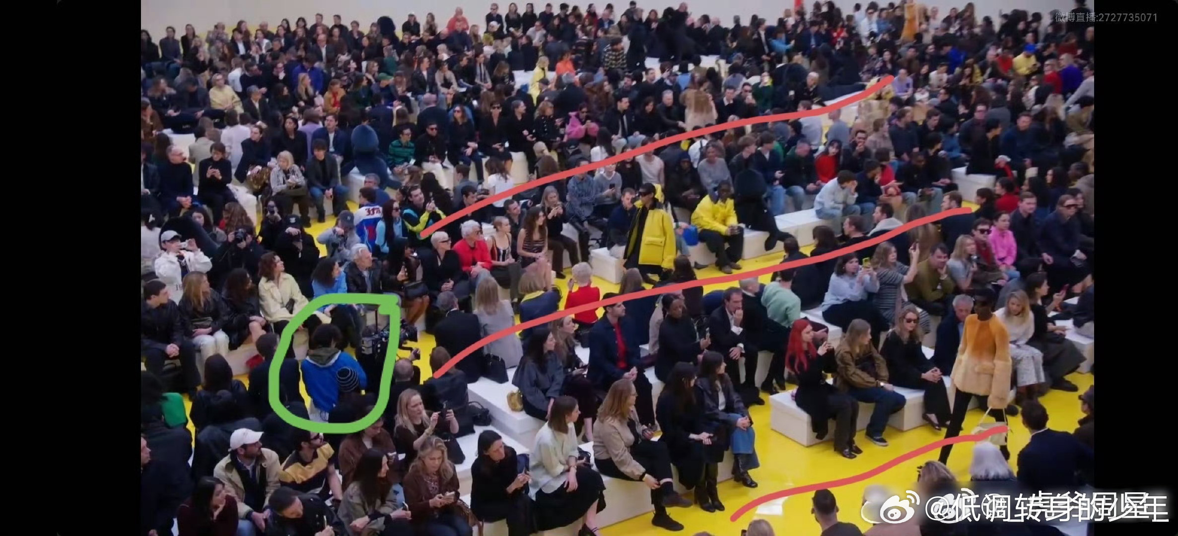 王一博今天穿这件蓝色的穿对了，不然真的不好找