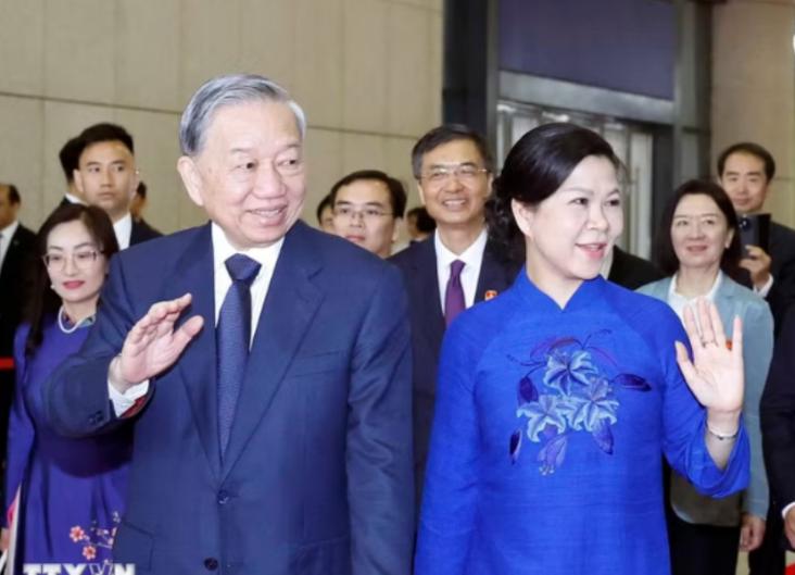 苏林回国火车刚开动就变天？
苏林前脚刚登上回国的火车，后脚中越联合声明就砸下来，