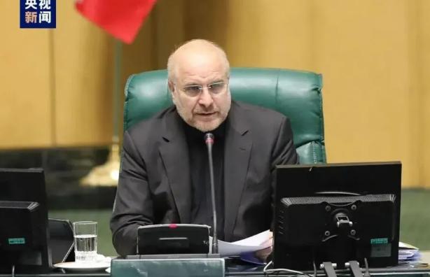 3月23日，特朗普给伊朗开出了15项“投降条款”，顺手给了5天推迟打击的“面子”