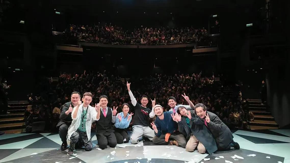 #刘德华# 投资的舞台剧，再次成功，完美谢幕