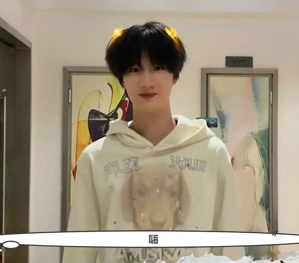 李煜东实力这么差 他粉丝居然还天天幻想他出道就他这种水平多练两年也好不到哪里去 