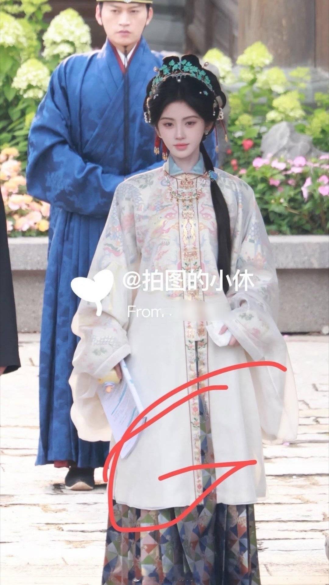大家闺秀苏绿夏鞠婧祎万花世界又有新皮肤了鞠婧祎万花世界明制马面裙