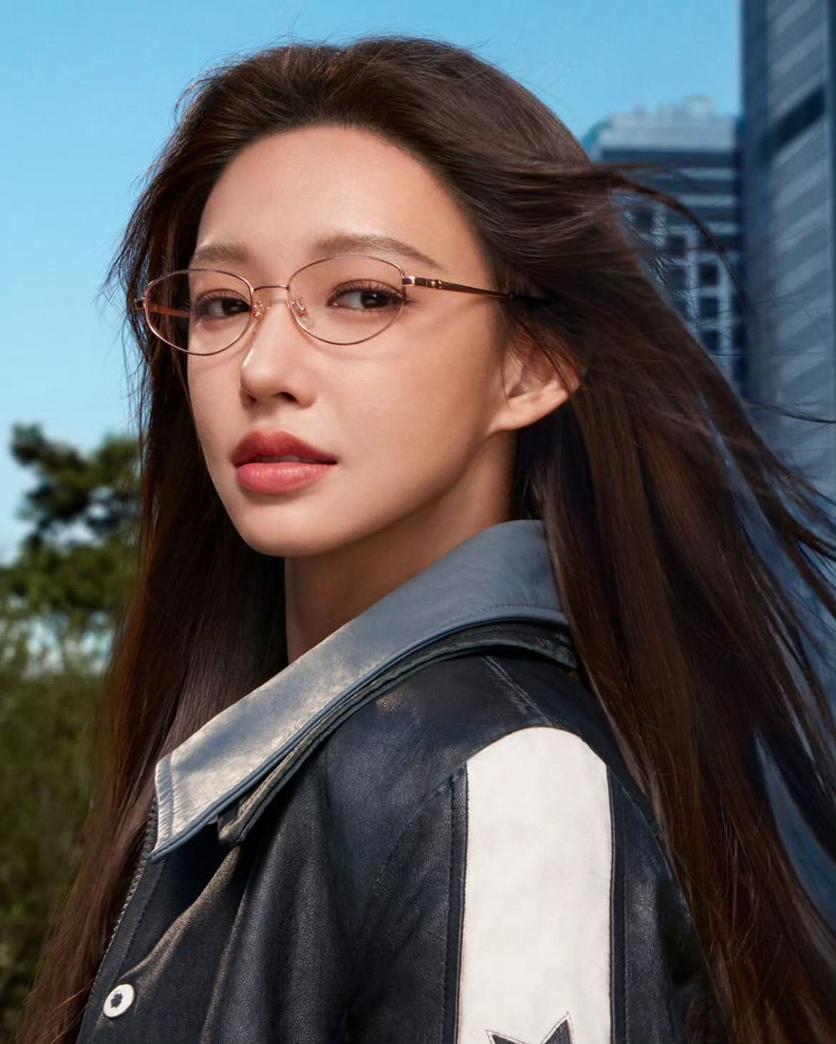 程潇代言人好美！和coach👓好适配！ ​​​
