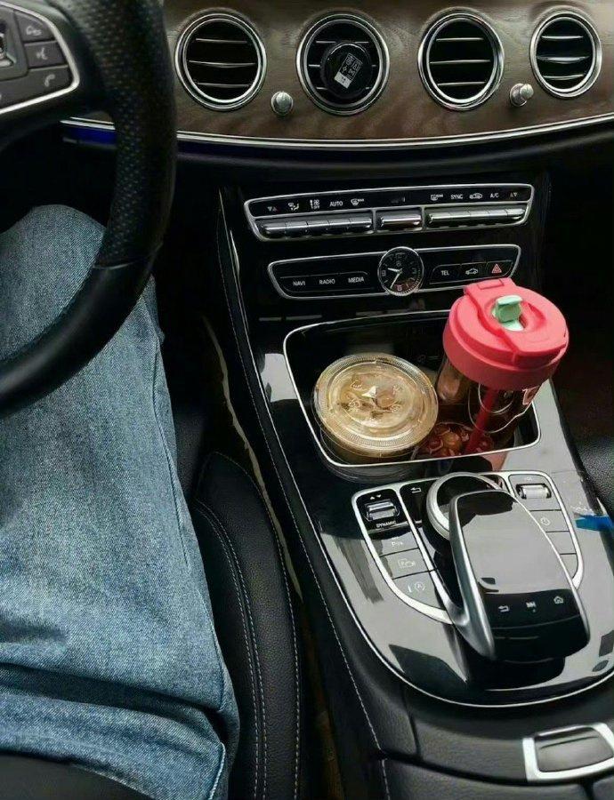 “人一旦有了隔阂，就再也走不近了，世界上只有和好，却没有如初，热情耗尽只剩冷漠，