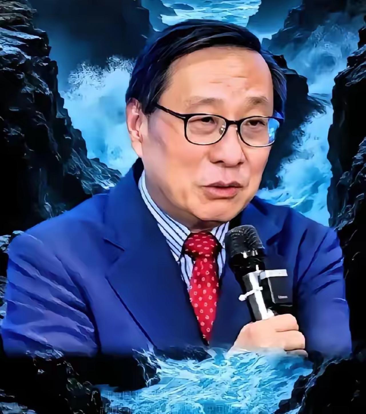 高志凯这番话，真是一盆冰水兜头浇下。
​直指痛处：我们是不是盲目自信了？
​看似