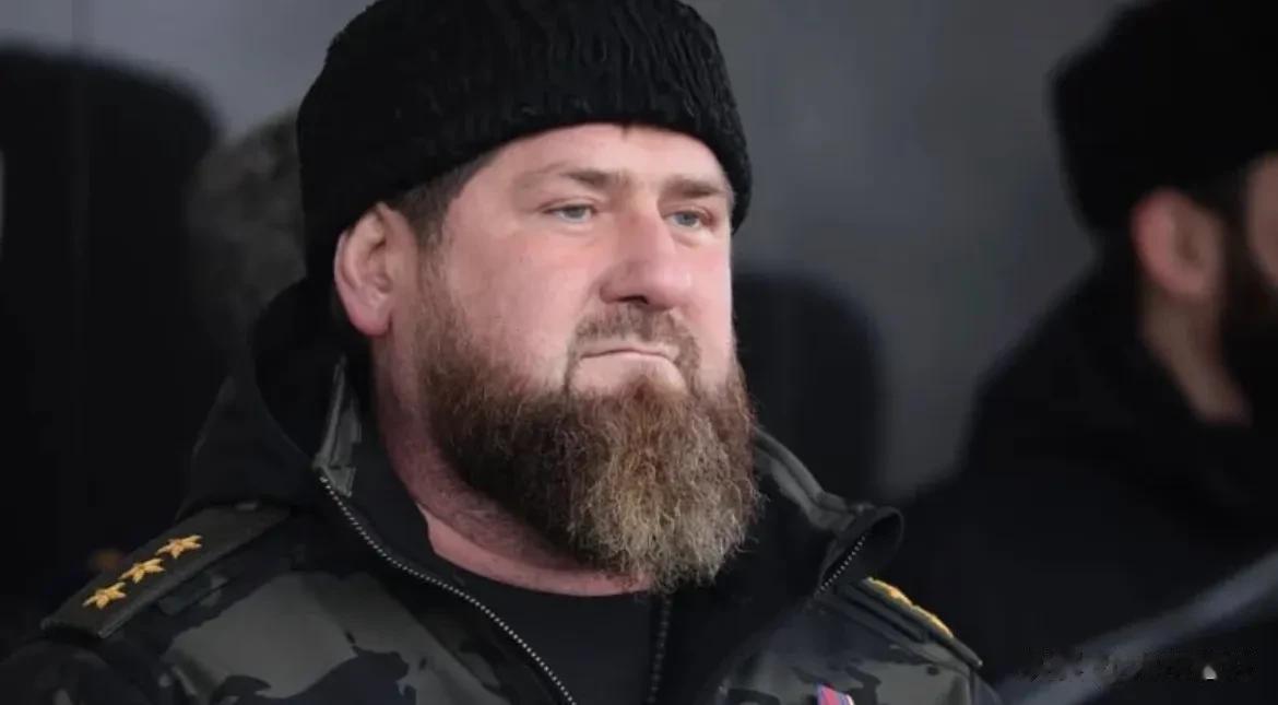 卡德罗夫宣布车臣部队将对乌克兰发动进攻。

“车臣部队接到了重新部署部队的新命令