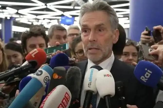 这一回中国可真要杀鸡给猴看了。中国实在忍无可忍，终于要杀鸡给猴看了，谁是这只鸡？