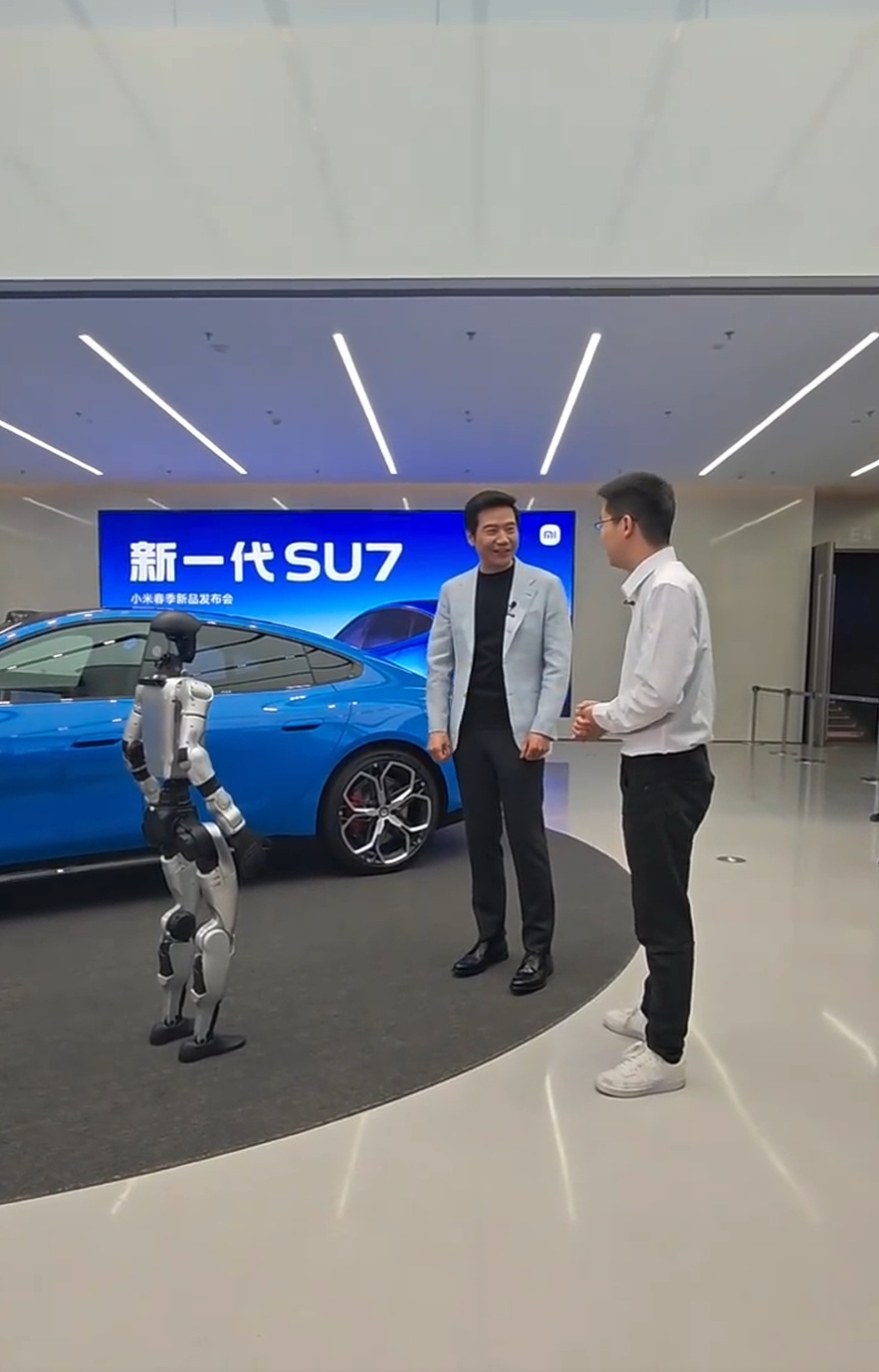 宇树科技IPO过会 小米新SU7发布那天，宇树科技 CEO 王兴兴到场祝贺。王兴