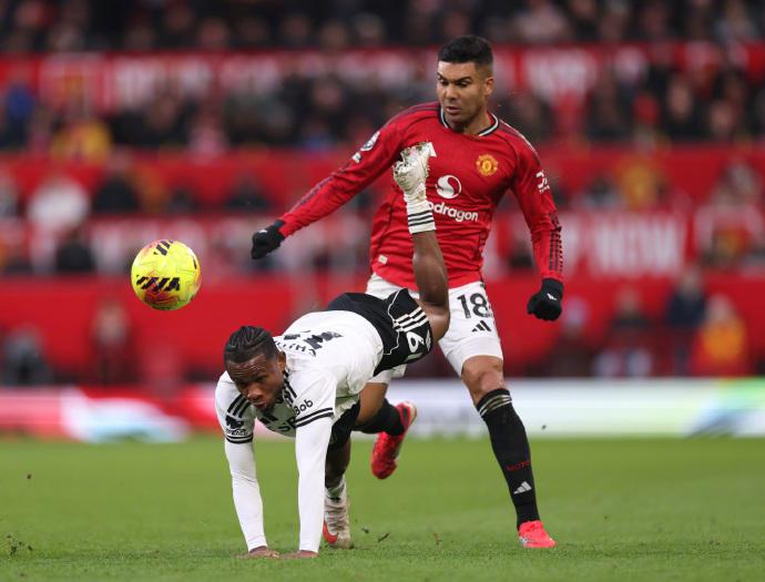 超级胖虎

卡塞米罗vs富勒姆个人数据

75 比赛时间
53 触球
1 进球