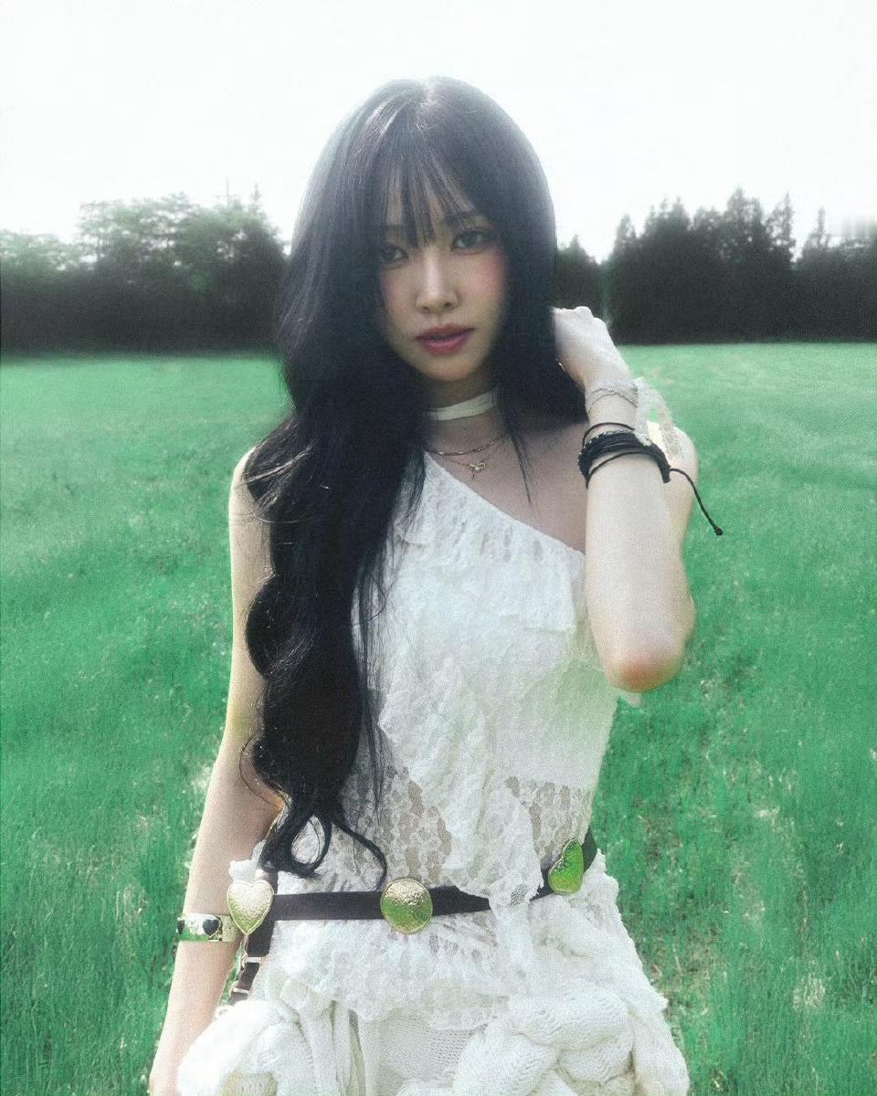 YUJU 3rd Mini Album ʀᴇʟᴇᴀsᴇ 2025.08.12 6