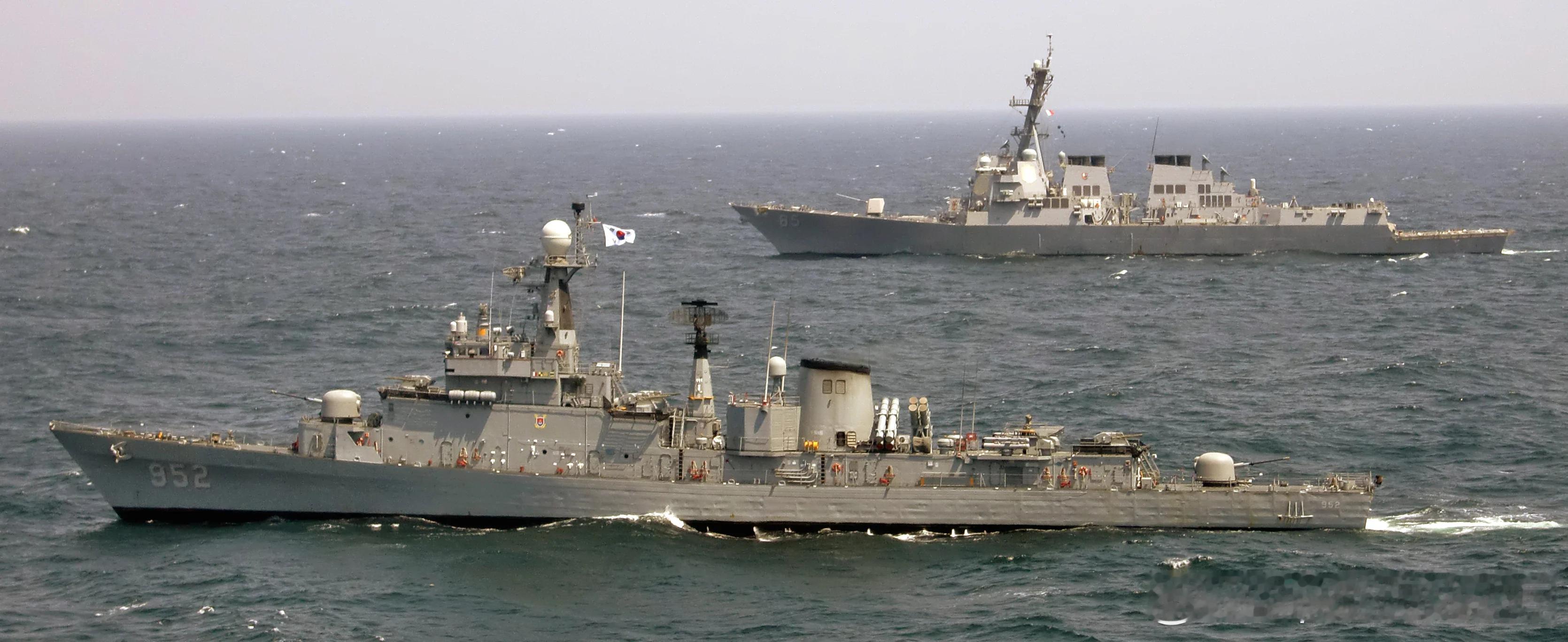 2011年韩国海军Ulsan蔚山级护卫舰首舰FF-952首尔号，1985年12月