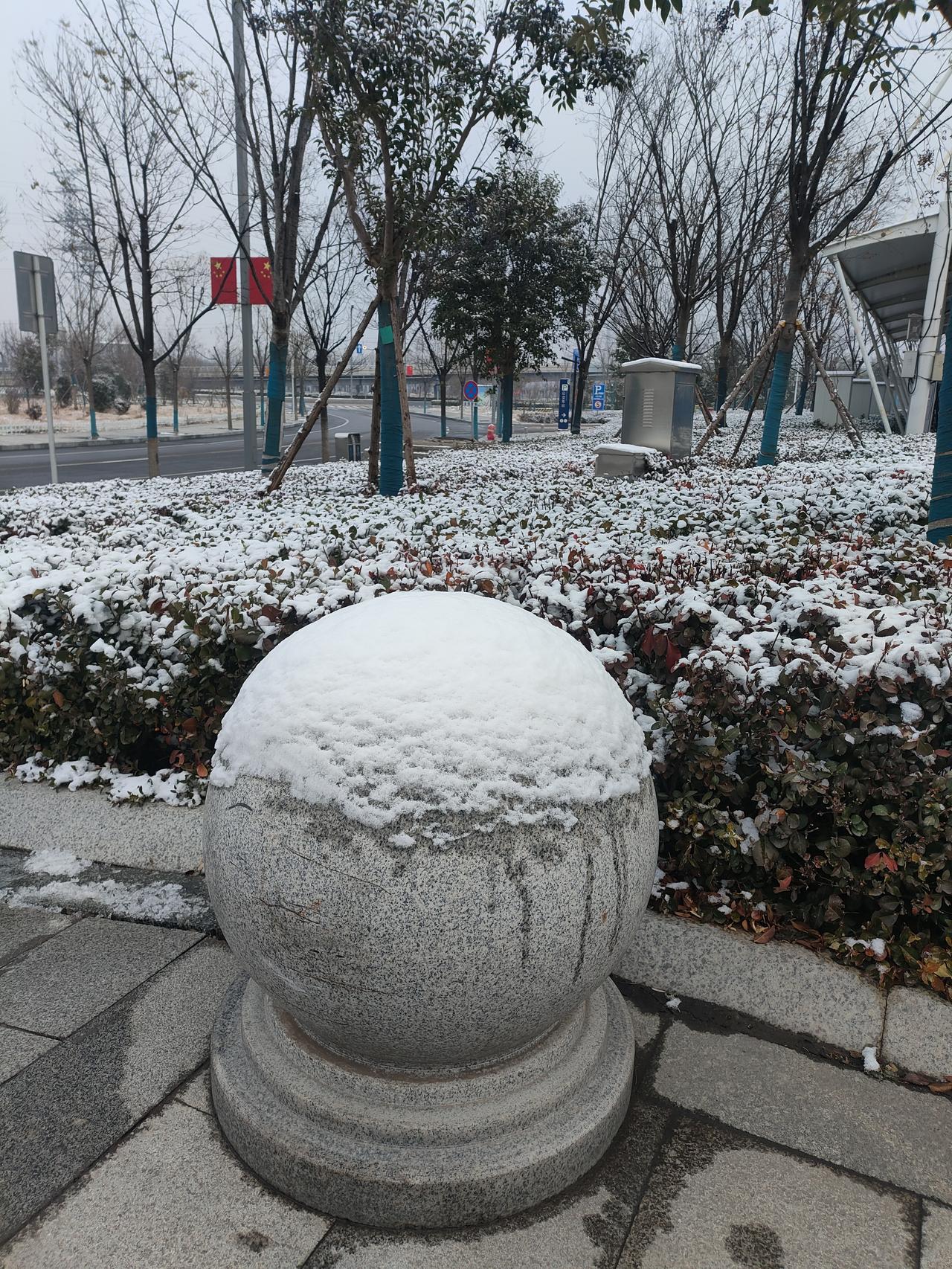 减少考试次数，中高考也会减少吗？
当然不会。
但是未来，中高考肯定会改革。
一个