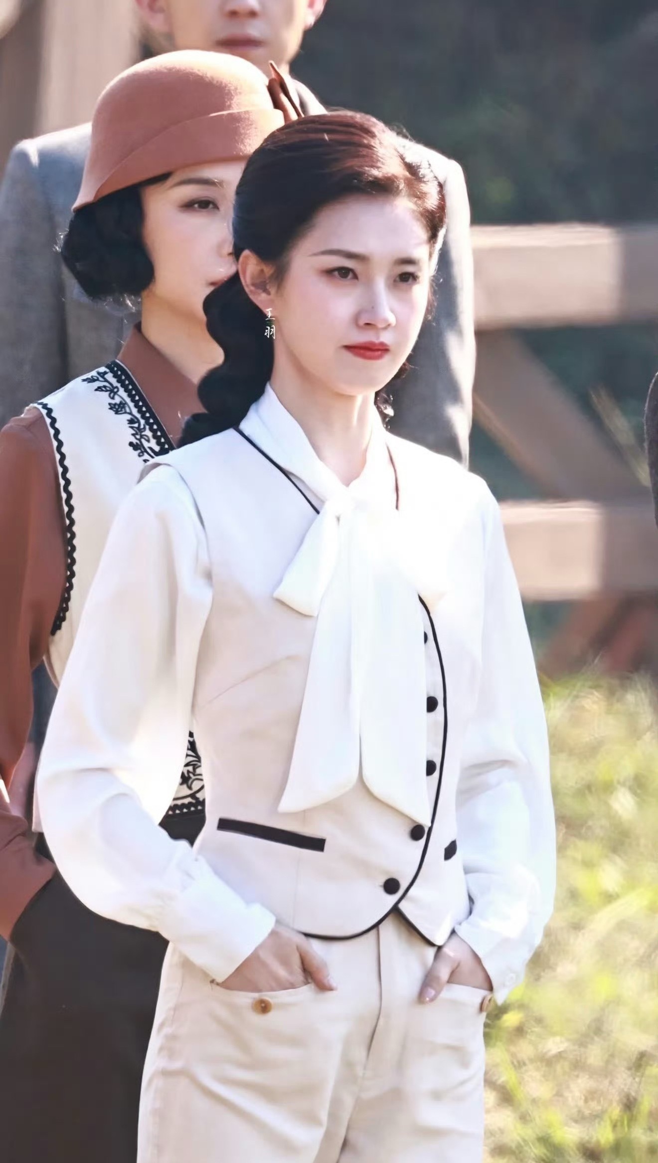 女二是不是让妆了感受到明星跟短剧演员的壁 