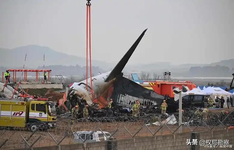 隐瞒14个月，美军黑鹰直升机撞落客机，致命短板暴露，终食恶果..
 
近期美国本