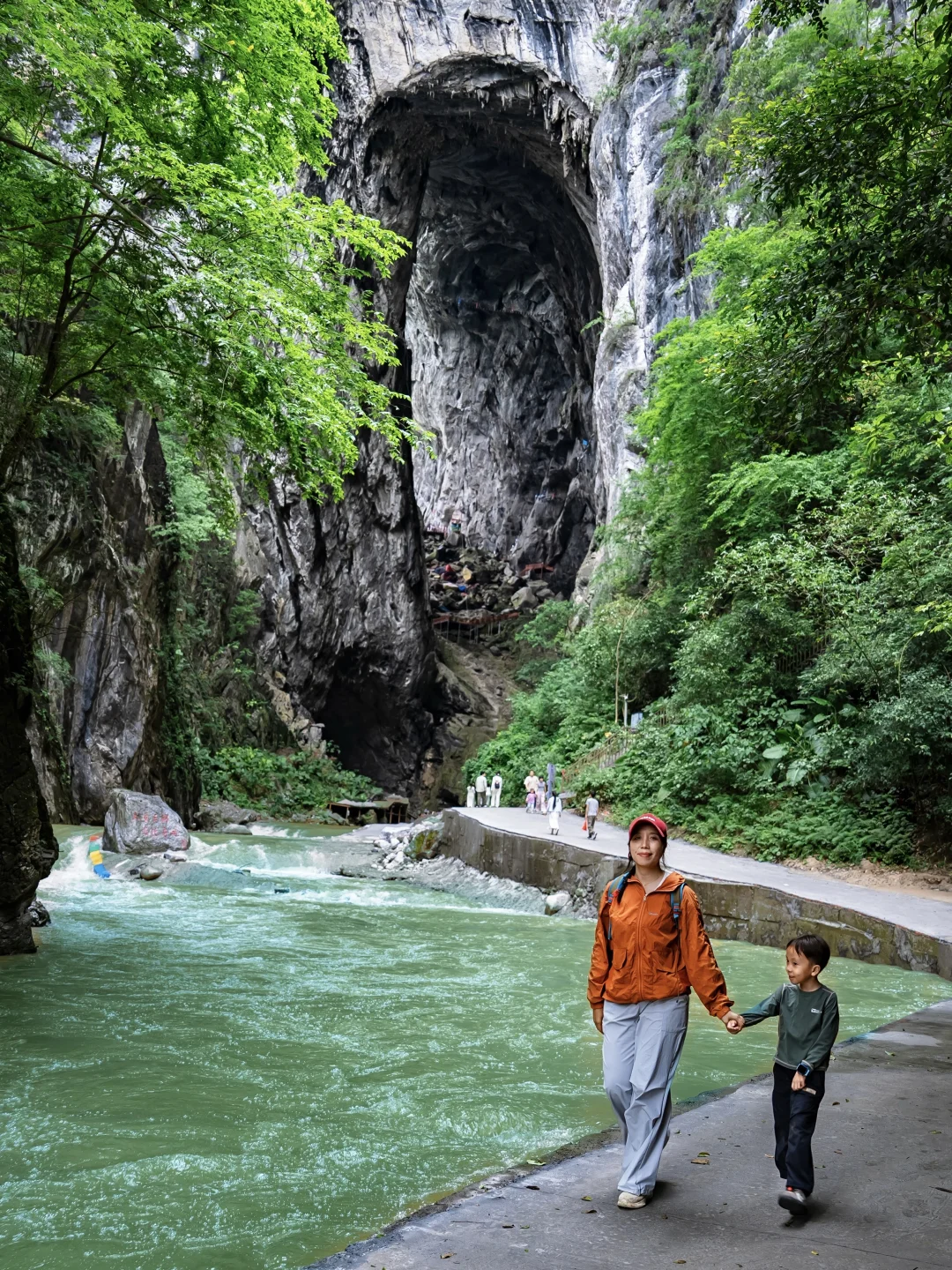 广东⛰️很多人都不知道的峡谷秘境，雨后更绝！