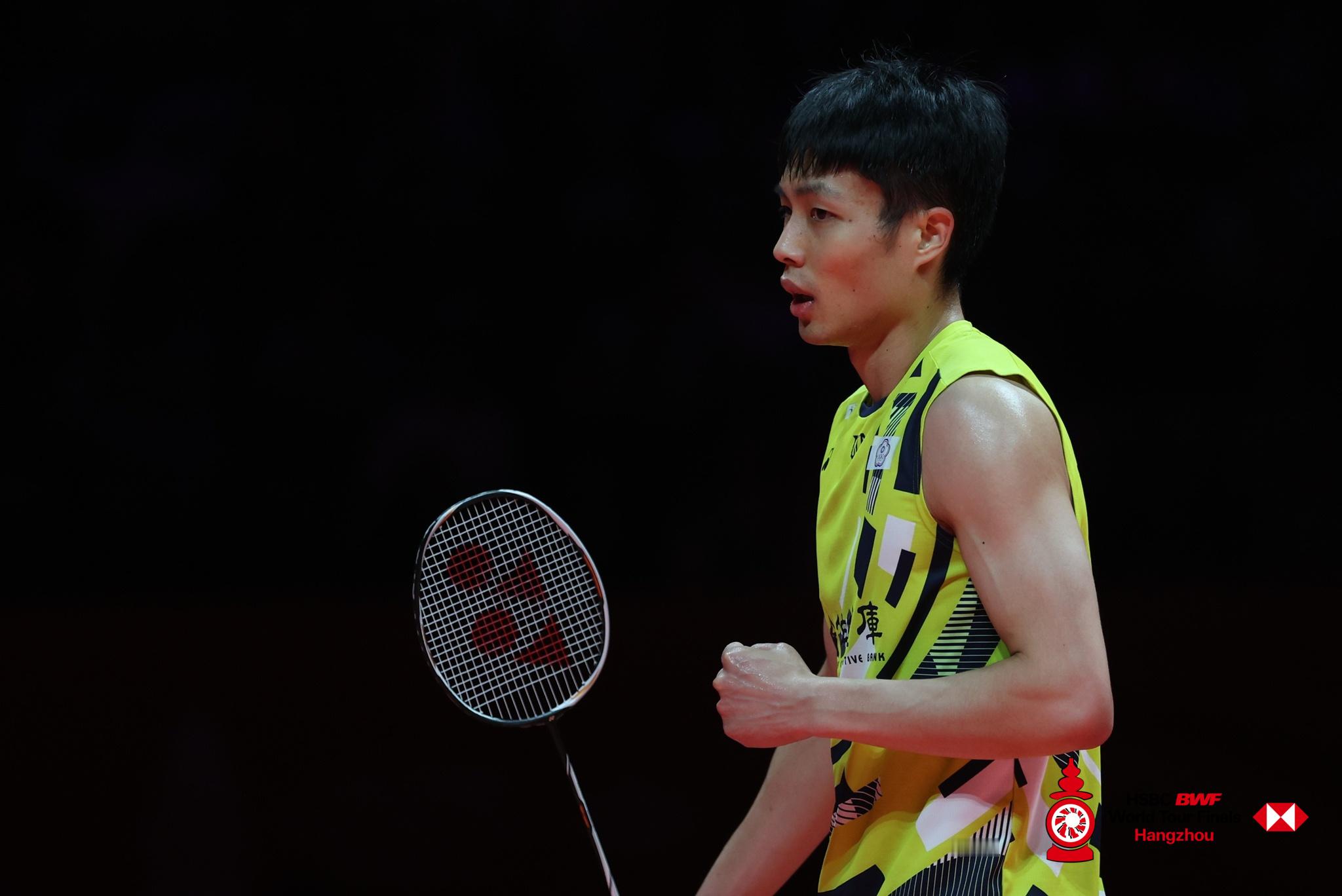 周天成 21-14、21-12 🏴󠁧󠁢󠁥󠁮󠁧󠁿伊桑下轮对手：梁峻豪
