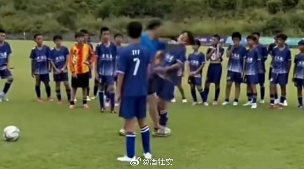 申思祁宏终身禁业我是不是失忆了，怎么记得之前就有关于他的禁罚事件呢？这是又禁了一