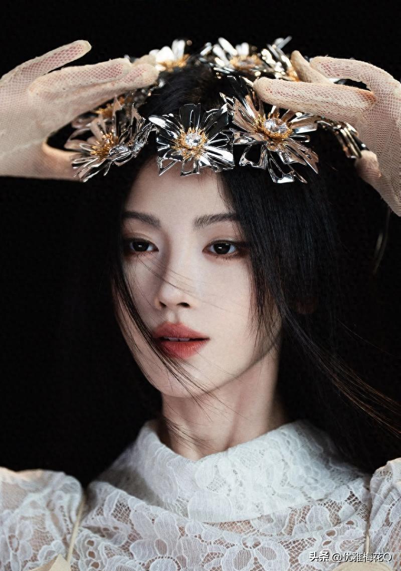 明星税务案惹争议，顶流能否过关
内娱一个女星，被人举报了，说她偷税，好多钱，老公