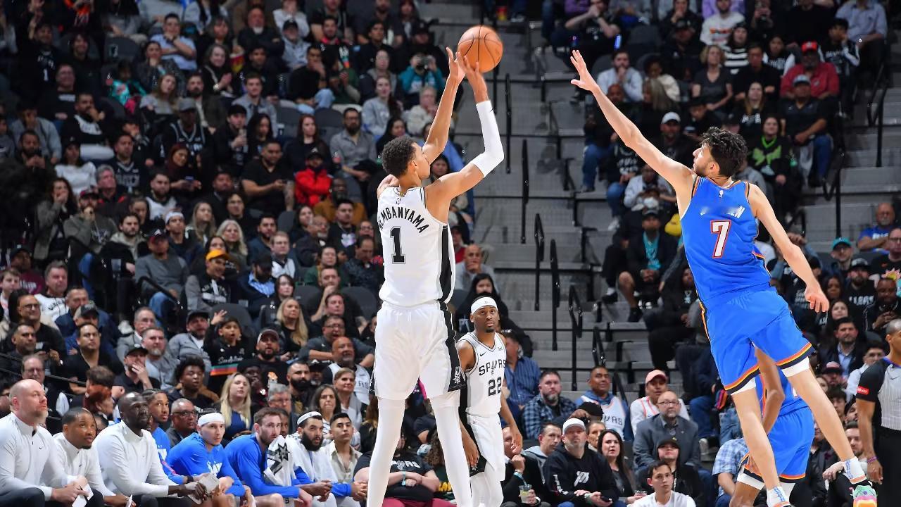 马刺又一次战胜雷霆，他们会成为雷霆冲出西部的最大阻碍吗？

雷霆本赛季输得四场比