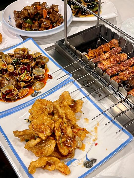 吃完只想说：人生苦短，多吃烧烤锅包肉