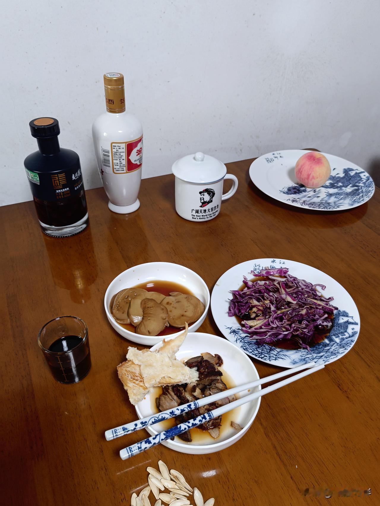 都说，人老腿先老，当你腿部肌肉缺少，双脚干瘪，当你走路，站立，感觉膝盖无力的时候